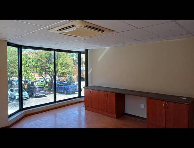 BUSINESS PROPERTY TO RENT IN DIE HOEWES